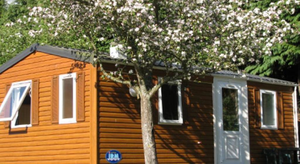Hotel Camping des Rochers des Parcs à Clécy Chambre photo