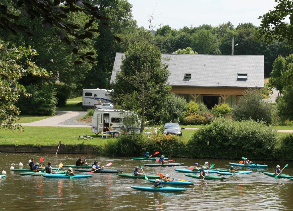 Hotel Camping des Rochers des Parcs à Clécy Extérieur photo