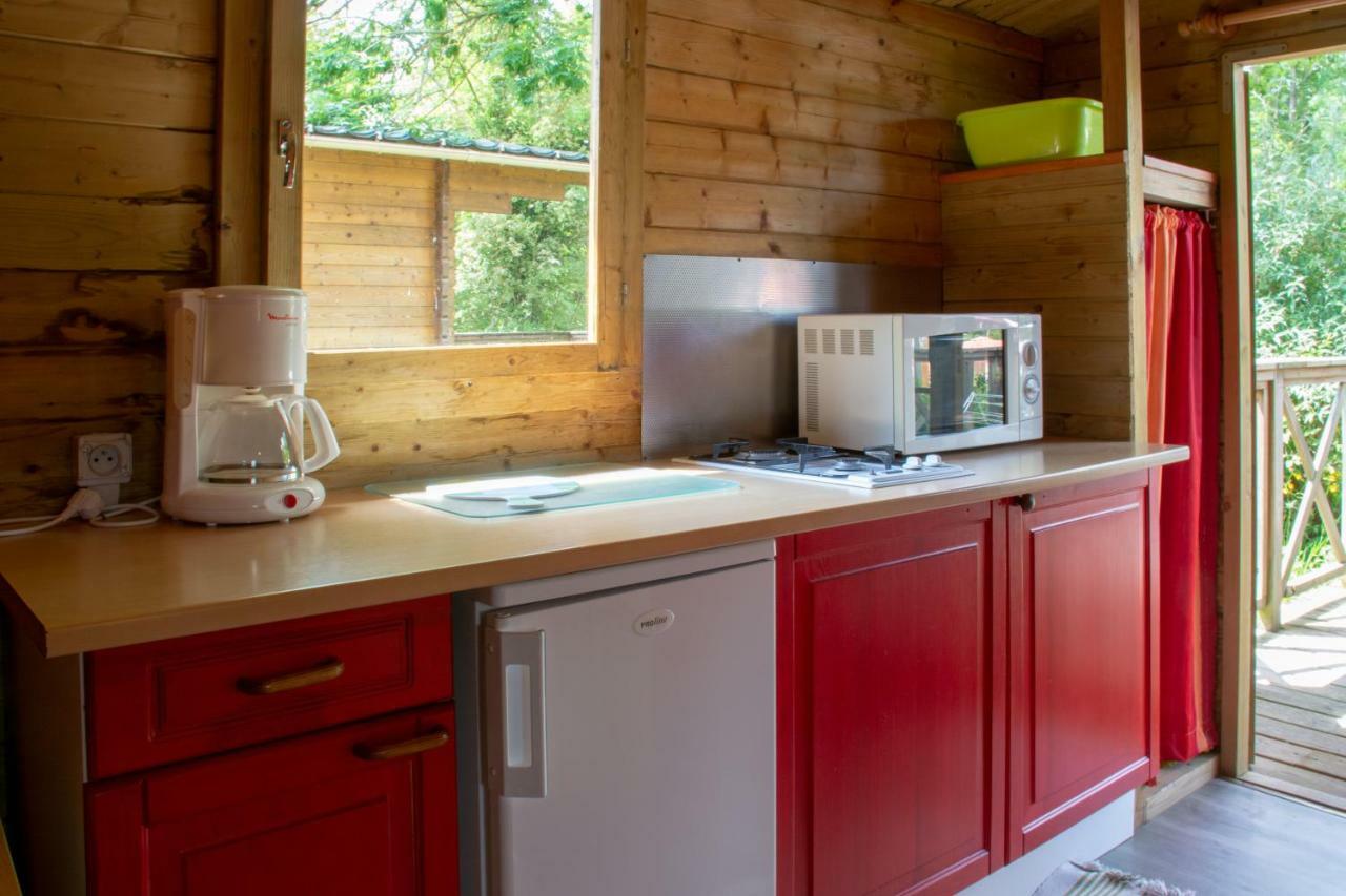 Hotel Camping des Rochers des Parcs à Clécy Extérieur photo